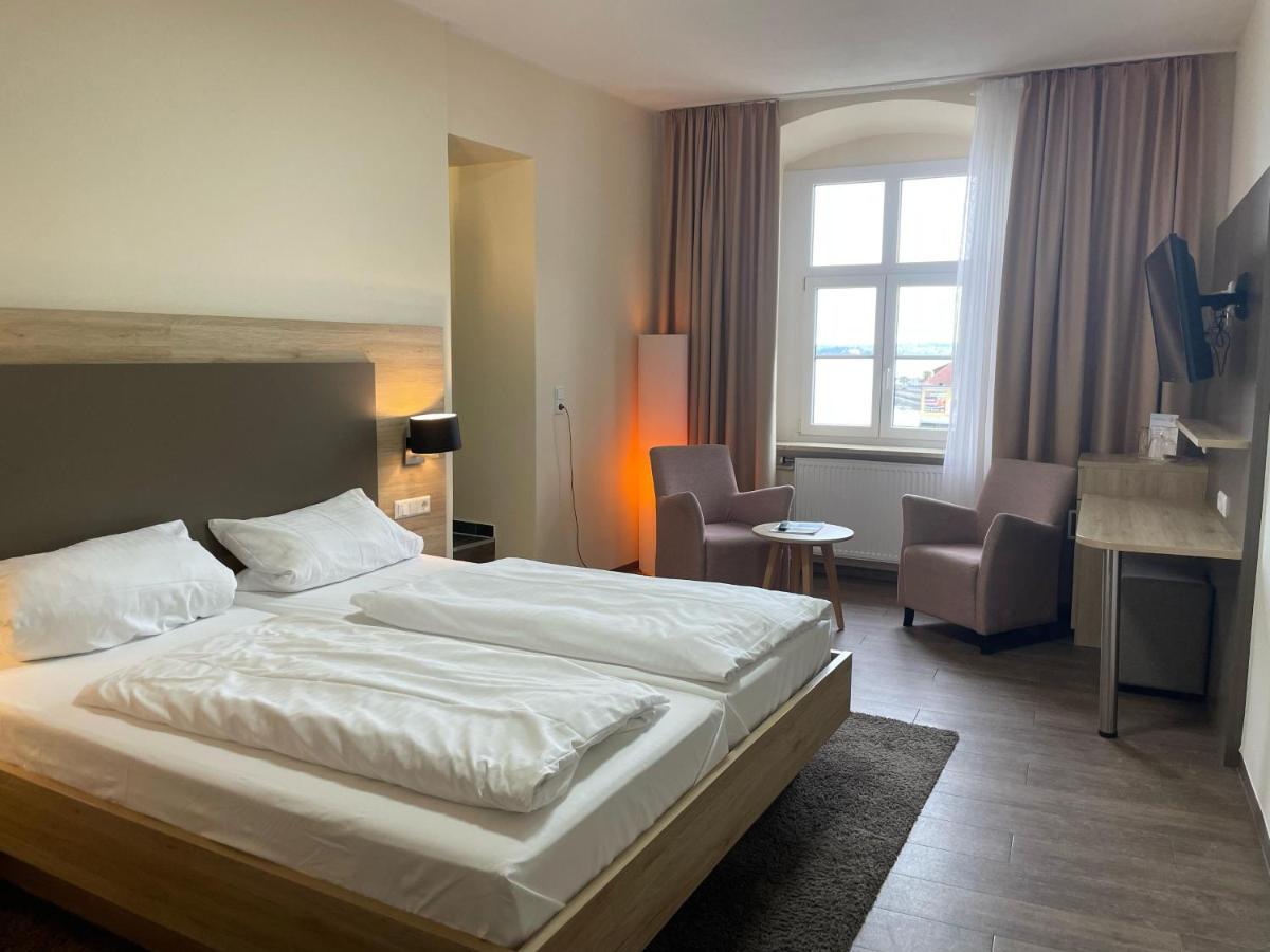 Flair Hotel Zum Schiff Meersburg Buitenkant foto